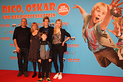 Premiere "Rico, Oskar und der Diebstahlstein in München, v.l.n.r. Andreas Steinhöfel (Buchautor), Ursela Monn, Neele Leana Vollmar (Regie), Juri Winkler, Genija Rykov (©Foto: Martin Schmitz)